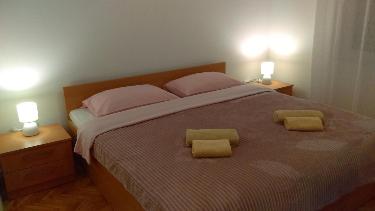 Apartman Borna Starigrad Paklenica Ngoại thất bức ảnh